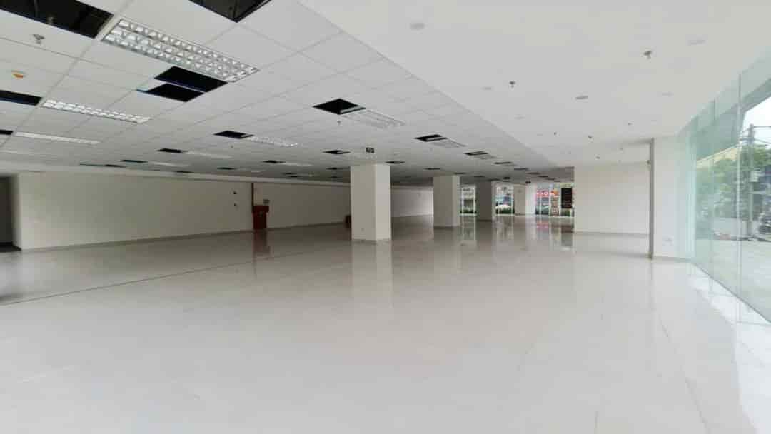 Chính chủ cho thuê tầng 1+2_700m2- 900m2 có cắt nhỏ sàn TM, văn phòng 120 định công, hoàng mai hà nội,