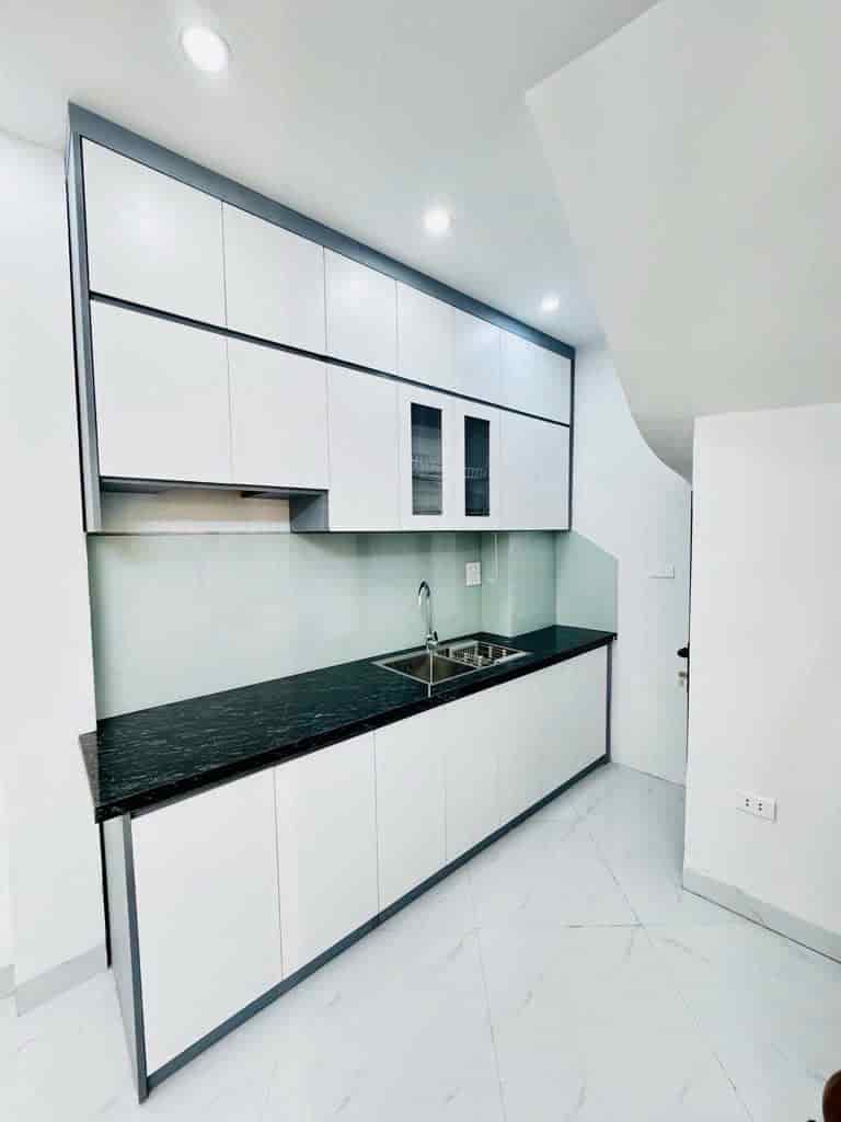 Bán nhà 30m² 4 tầng, ngõ 8/3, Hai Bà Trưng, 4.7 tỷ, sổ đỏ
Bán nhà 2PN, 3WC, 30m², ngõ 8/3, Hai Bà Trưng, 4.7