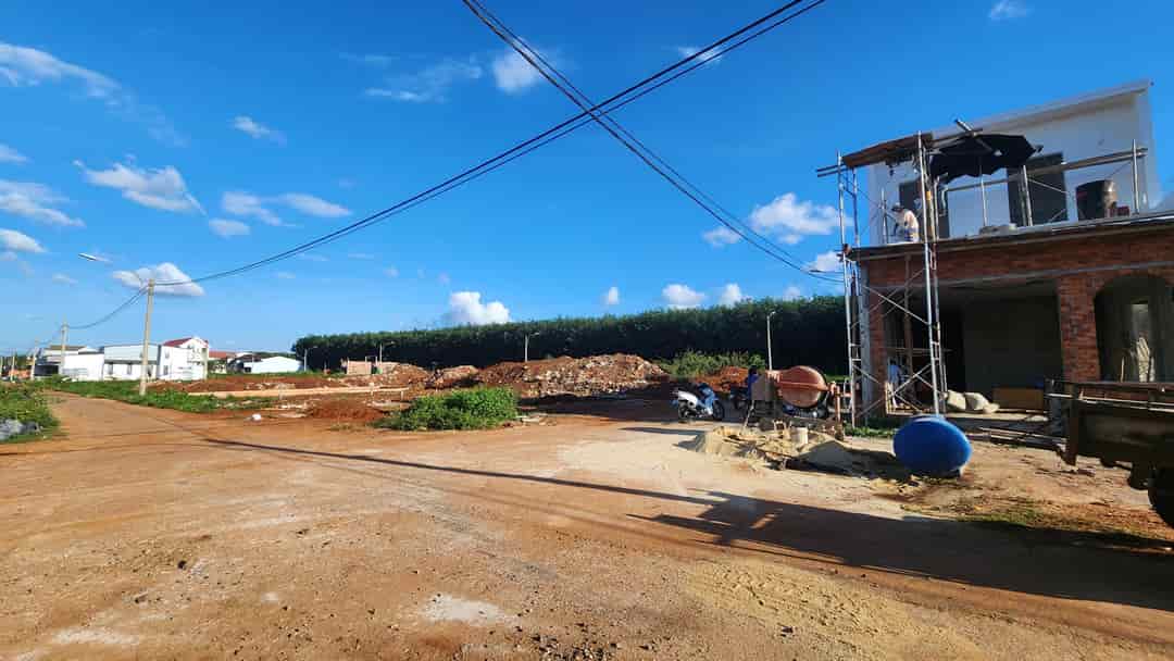 Cần bán lô đất Phú Lộc cạnh quán gà rán giá rẻ