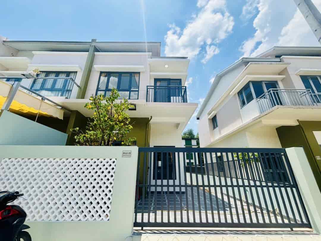 Bán nhà tại Oasis City Bến Cát Bình Dương giá khu vực