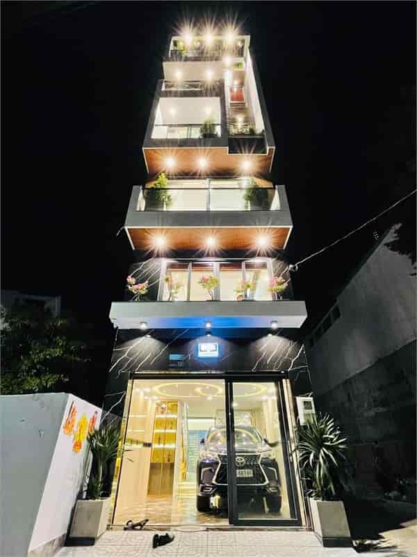 Giảm 5 tỷ, siêu phẩm Phạm Văn Chiêu, Gò Vấp, 6 tầng thang máy, tặng nội thất