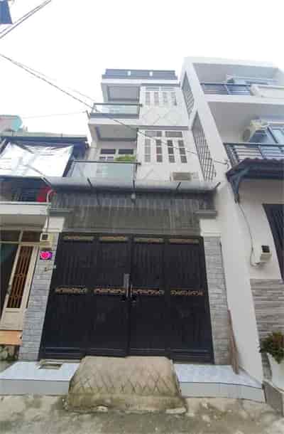 Nhà riêng 4x10m, 4 tầng, đường Nguyễn Súy, gần chợ Tân Hương, 4.8 tỷ