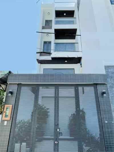 Sát Emart Phan Huy Ích, DT 4x20m, 5 tầng tặng nội thất, 8 tỷ