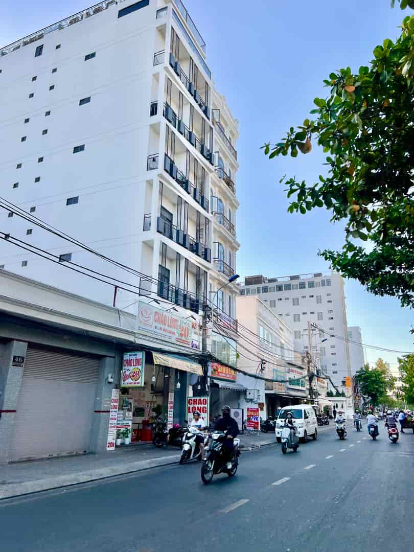 Cần bán nhanh tòa nhà căn hộ dịch vụ cao cấp số 44 Lâm Văn Bền Q7, DT 7x46m, DT sàn gần 2000m, giá 90 tỷ