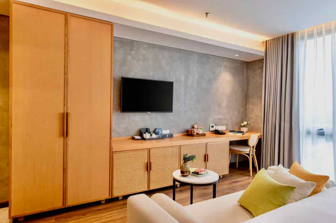 Cần bán khách sạn 10 tầng mặt tiền Đỗ Thế Chấp, Quận Sơn Trà, Đà Nẵng