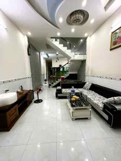 Cho thuê nhà 1T1L 4pn 200m2 full nội thất đường 17 Linh Trung