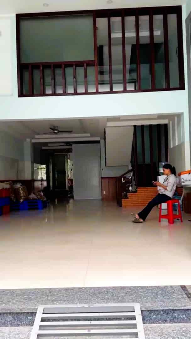 Cho thuê nhà 1T1L 100m2 1pn mặt tiền đường 17, Hiệp Bình Chánh