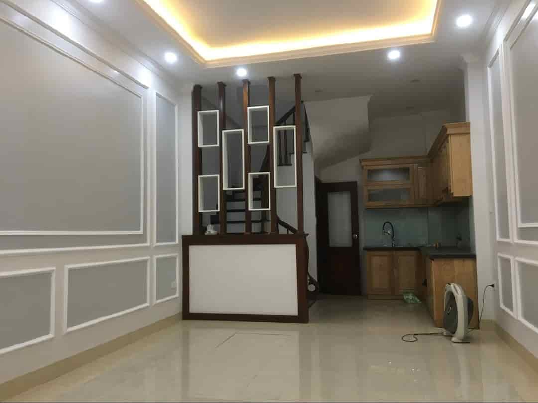 Bán nhà ngõ 562 Trần Cung, 30m2, 5T, mt 3.9m, 4.5 tỷ, ngõ thẳng tắp, 50m ra mặt phố Trần Cung