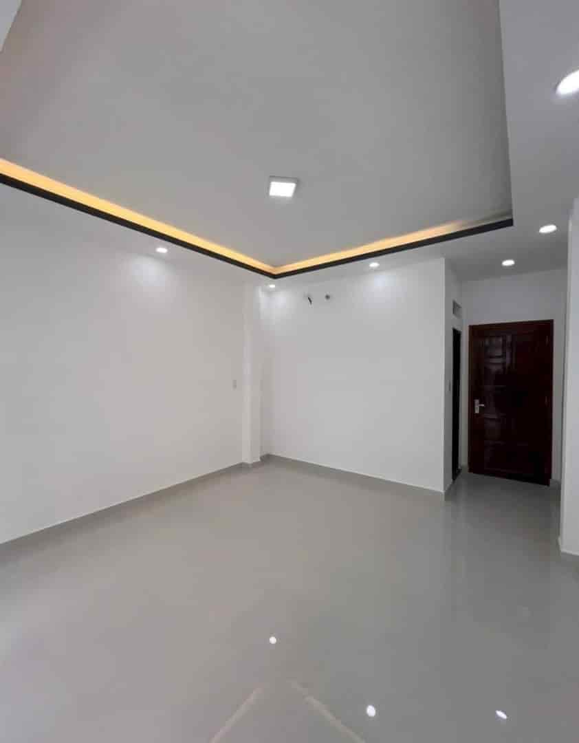 Bán nhà HXH Nguyễn Thị Tần gần chợ Rạch Ông Q.8, 70m2, 2 tầng, giá 6.7 tỷ