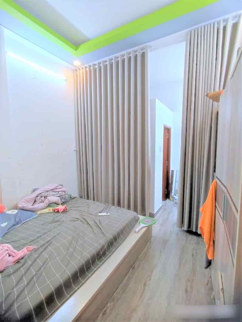 Nhà đẹp, khu dân trí, 63m2, 2 tầng, 3pn, chỉ 4.x tỷ tl, Tân Phú