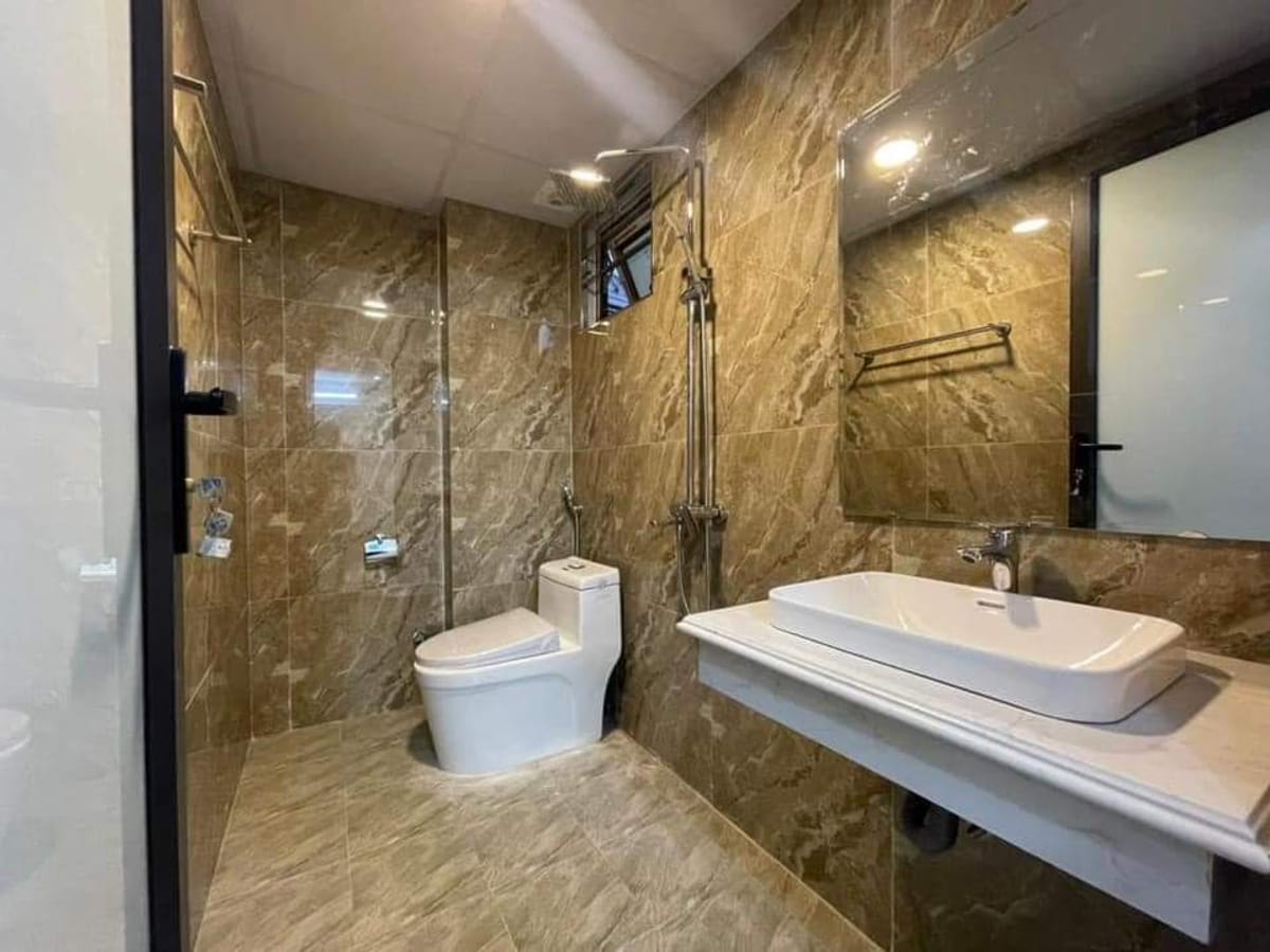 Bán nhà Xuân Phương, phố Trịnh Văn Bô, 35.6m2, 5 tầng, 4p ngủ, nội thất đẹp, ngõ rộng ô tô đỗ gần