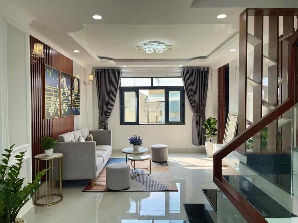 Siêu phẩm nhà đẹp Vân Canh, gần phố Trịnh Văn Bô, 40m2, 5 tầng, 5 phòng giá nhỉnh 5 tỷ