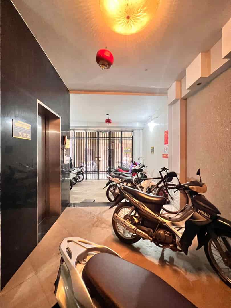 Nhà Phố Nguyễn Lương Bằng, 72m2, 7 tầng, sổ đỏ chính chủ