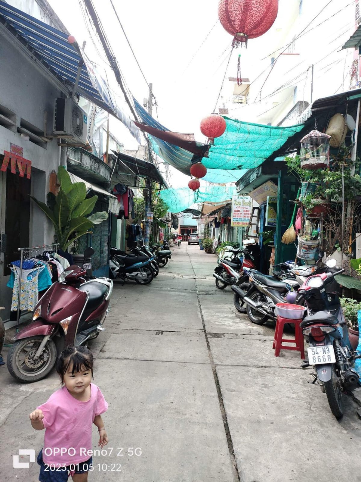 Bán nhà hẻm xe tải đường Nguyễn Triệu Luật, Bình Tân, ngay chợ, nhà đẹp 2 tầng, btct, 4mx8m