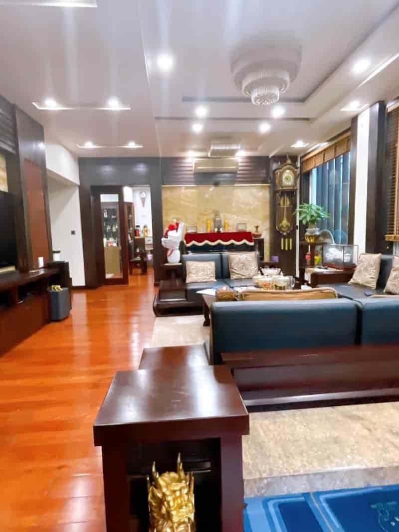 Khu vip, biệt thự Palm Garden Việt Hưng, đẳng cấp đại gia