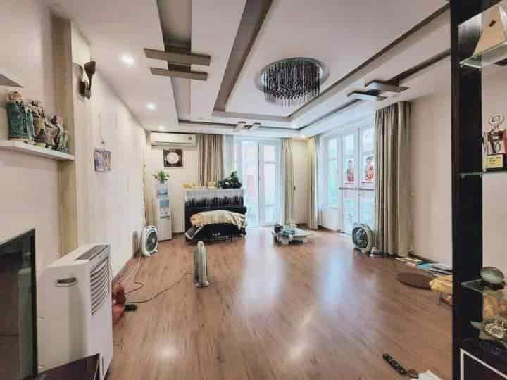 Mặt phố Nguyễn Viết Xuân, Thanh Xuân, 103m2, 5T, mt 7.5m, chỉ 38 tỷ