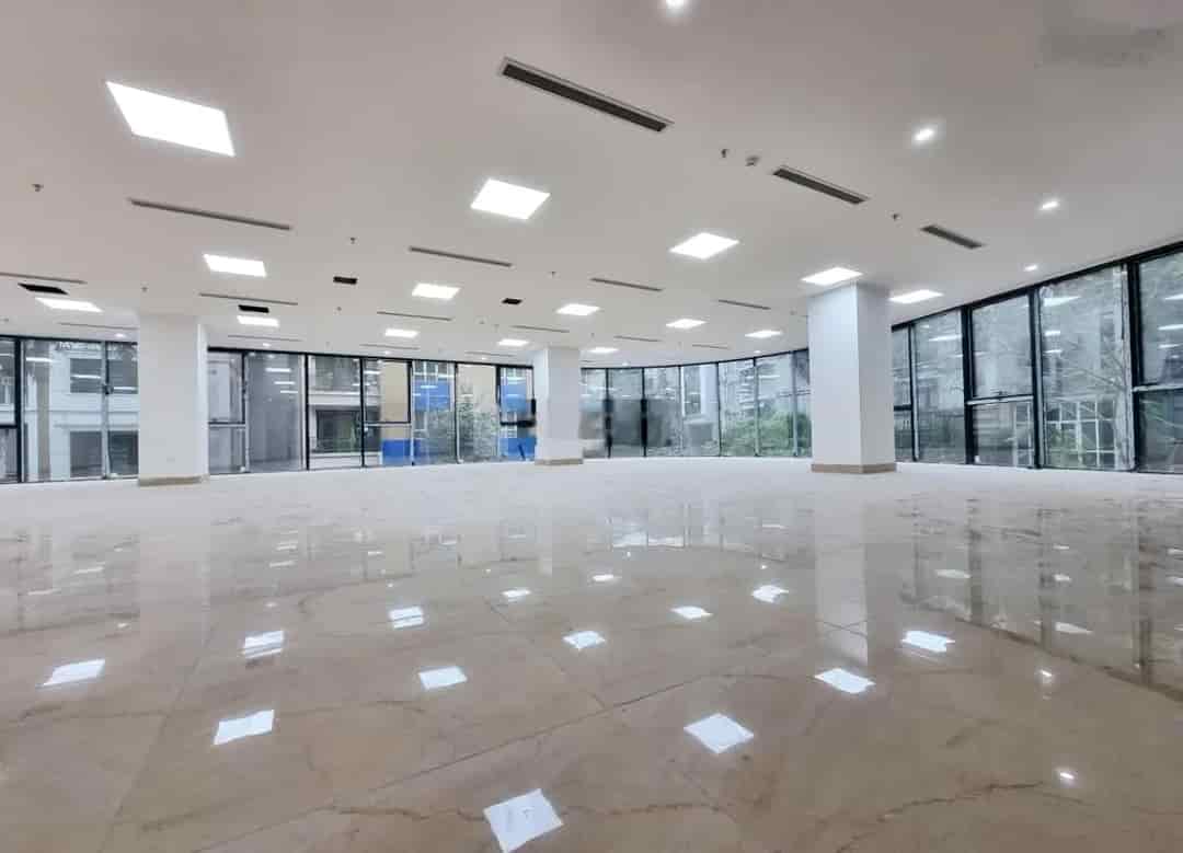 Tòa building văn phòng đẹp nhất Dịch Vọng Hậu, Cầu Giấy 295m2 7T mt 35m, chỉ 220 tỷ