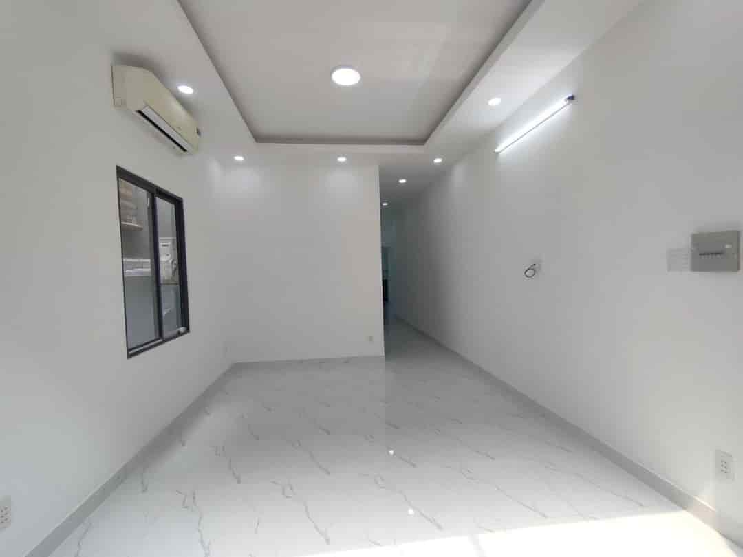 Nhà c4 mới, 93m2, 5.05 tỷ, đs.10 Linh Trung Thủ Đức