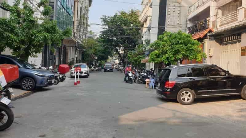 Bán nhà Điện Biên Phủ, Bình Thạnh, ngang 5m hẻm xe hơi tránh giá 10 tỷ