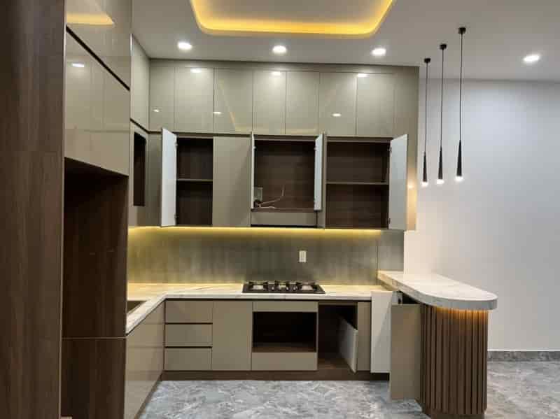 100m2 ngay Thống Nhất, Gò Vấp, 3 tầng, ngang 5m, hẻm 4m, đúc kiên cố, 4 tỷ 9