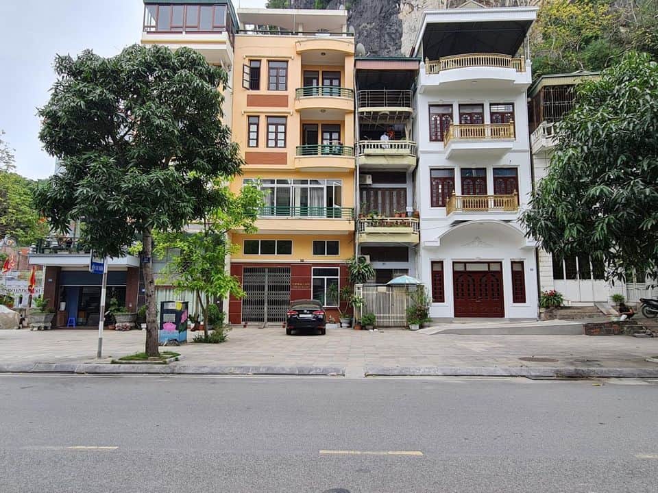 Chính chủ không sử dụng cần bán nhà 4 tầng hướng Biển mặt đường trung tâm Hòn Gai, Hạ Long.