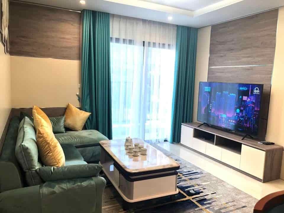 Chính chủ cần bán căn hộ 2PN 2VS 68m2 view biển trung tâm Bãi Cháy, Hạ Long