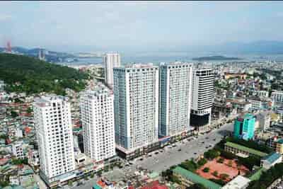 Chính chủ bán nhà 4 tầng Lô Góc 3 mặt thoáng 98m2 tại Phố Trần Hưng Đạo, trung tâm Tp. Hạ Long
