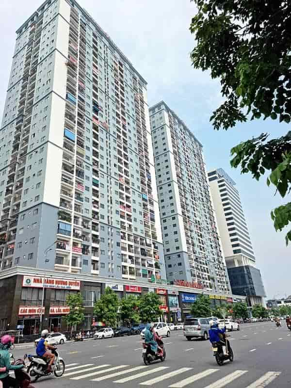 Bán nhà 4 tầng, 98m2, phố Trần Hưng Đạo, gần Cột Đồng Hồ, Hạ Long