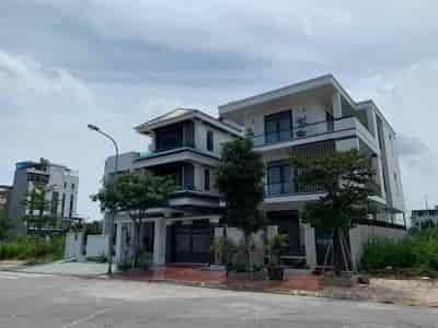 Chính chủ bán biệt thự mới xây 3 tầng 240m2 tại KĐT mới Cao Xanh, Hà Khánh A, tp Hạ Long