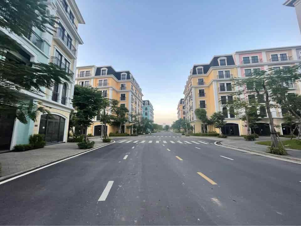 Chính chủ cần bán nhà 6 tầng tại dự án Aqua City trung tâm du lịch Bãi Cháy, Hạ Long.