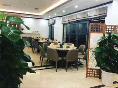 Chính chủ bán Khách Sạn 500m2 mặt đường trung tâm du lịch Bãi Cháy, Hạ Long