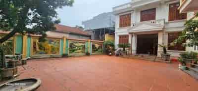 Chính chủ cần tiền bán căn biệt thự tâm huyết có sân vườn tại p.Hà Tu, tp Hạ Long, Quảng Ninh