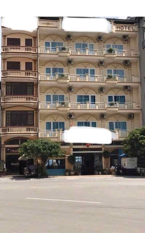 Bán căn khách sạn 5 tầng tại mặt đường Hải Quân, Bãi Cháy, Hạ Long