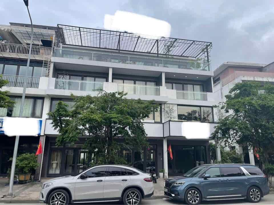 Cần bán nhà liền kề 4 tầng 3 mặt thoáng, mặt đường Bãi tắm Bim Hùng Thắng, Hạ Long, Quảng Ninh