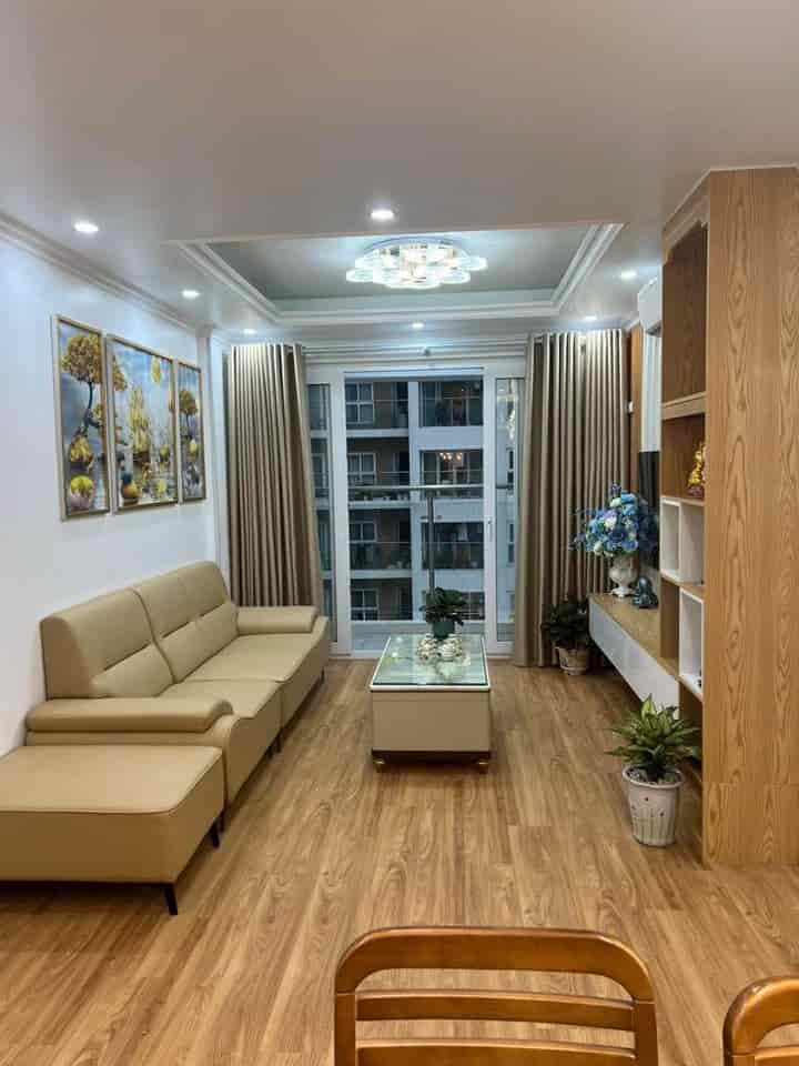 Do chuyển định cư không sử dụng nên cần bán căn hộ 3Pn 102m2, view biển trung tâm Bãi Cháy, Hạ Long.