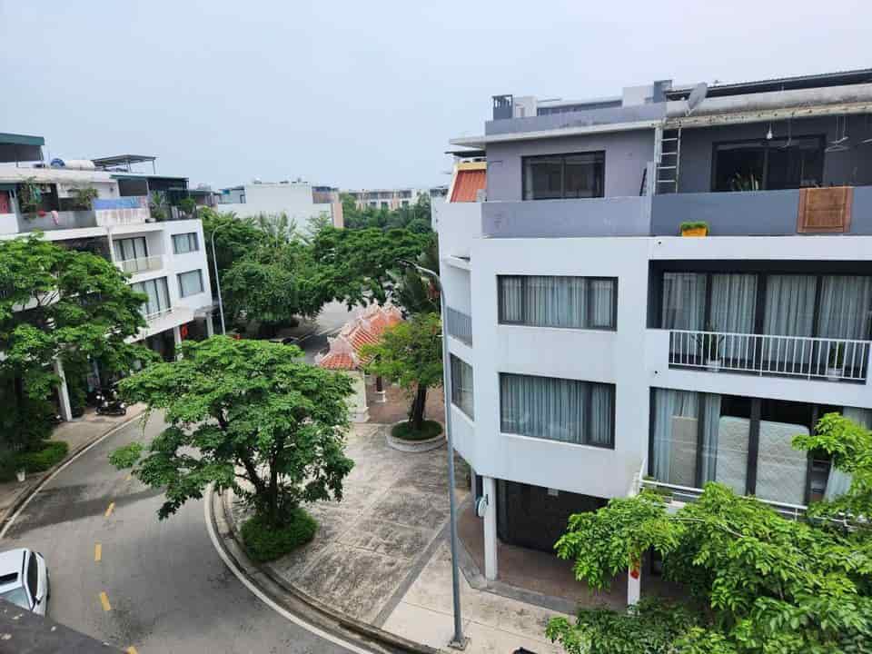 Chính chủ bán căn liền kề khu Little Vietnam, phố Hoàng Quốc Việt, Hùng Thắng, Hạ Long