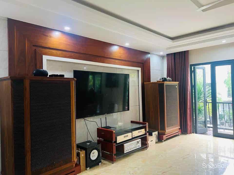 Chính chủ cần bán nhà KĐT Vinhomes bao biển Bến Đoan, trung tâm Tp Hạ Long