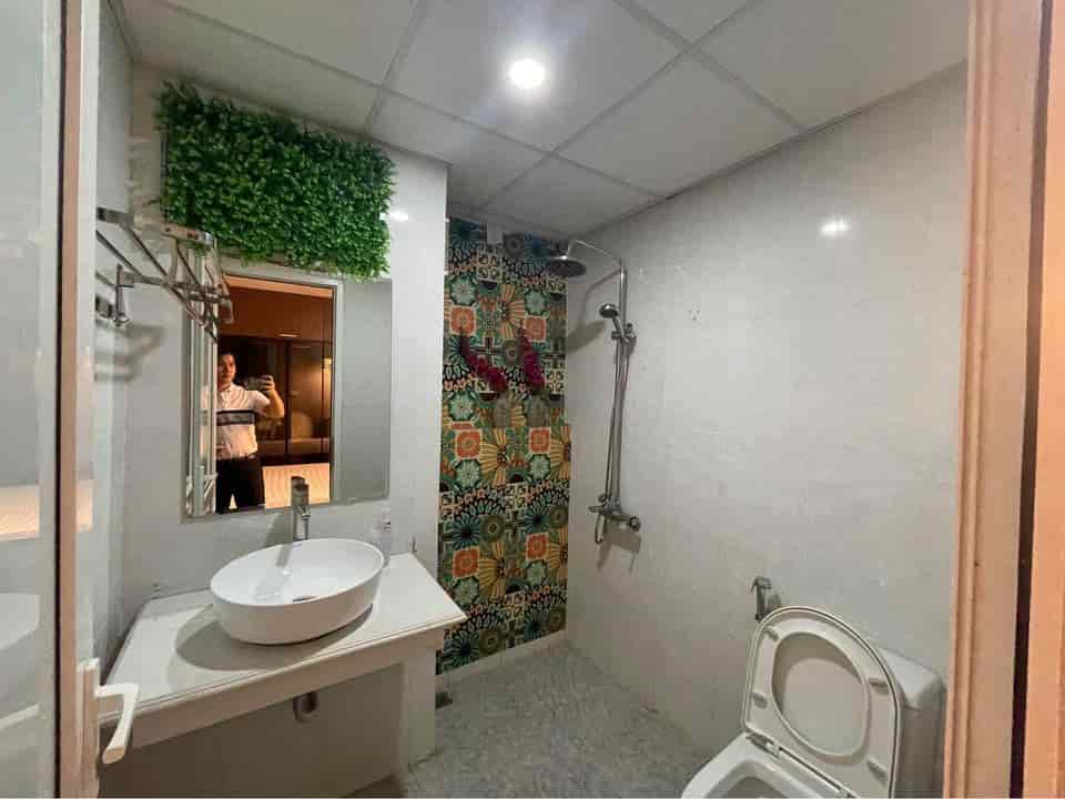 Bán căn chung cư 2PN 68m2 view chính biển toà Newlife mặt đường Hoàng Quốc Việt, trung tâm Bãi Cháy, Hạ Long