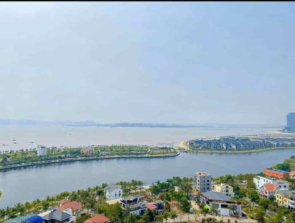 Bán chung cư 2PN 72,6m2 view biển toà Newlife mặt đường Hoàng Quốc Việt, trung tâm Bãi Cháy, Hạ Long