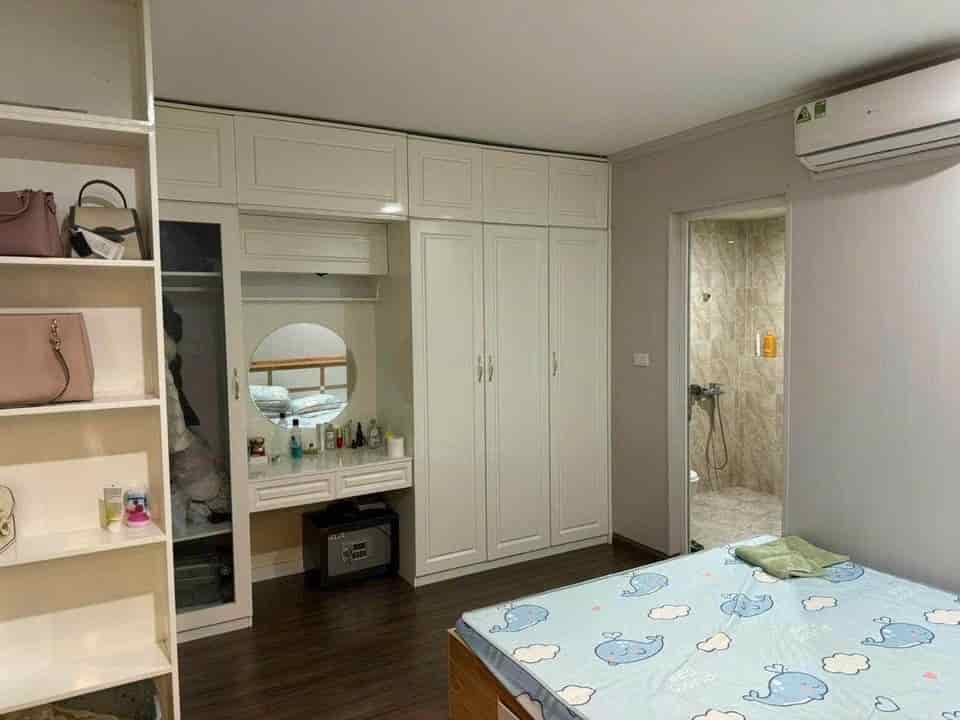 Bán chung cư 2PN 72,6m2 view biển toà Newlife mặt đường Hoàng Quốc Việt, trung tâm Bãi Cháy, Hạ Long