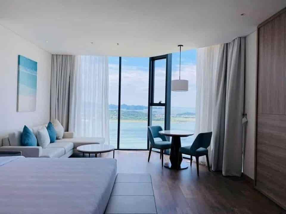 Chính chủ bán căn hộ 1pn 45m2 view biển tòa Alacarte Hạ Long Bay, mặt biển bãi tắm Marina