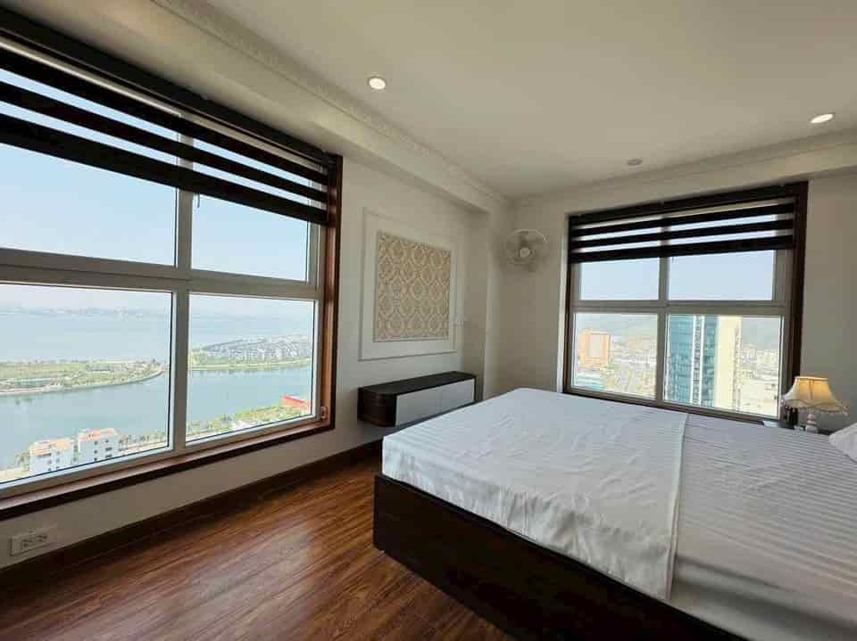 Chính chủ bán căn hộ 3pn 102m2 view biển chung cư Newlife, trung tâm du lịch Bãi Cháy, Hạ Long