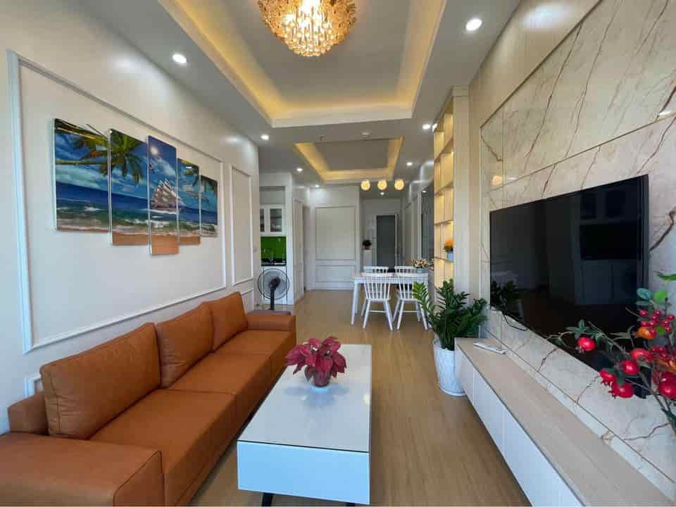 Do chuyển định cư không sử dụng nên cần bán căn hộ 2PN 76m2 trung tâm du lịch Bãi Cháy, Hạ Long