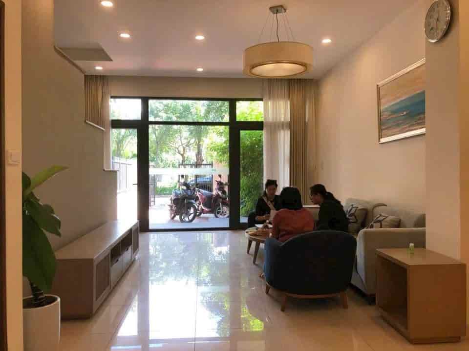 Bán căn liền kề 3,5 tầng Lotus Resident Ven Biển trung tâm Hùng Thắng, Bãi Cháy, Hạ Long