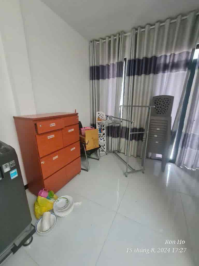 Nhỉnh 6 tỷ, khu vip phân lô, 90m2, ngang 5m, 3 tầng, view công viên , xe hơi ngủ nhà