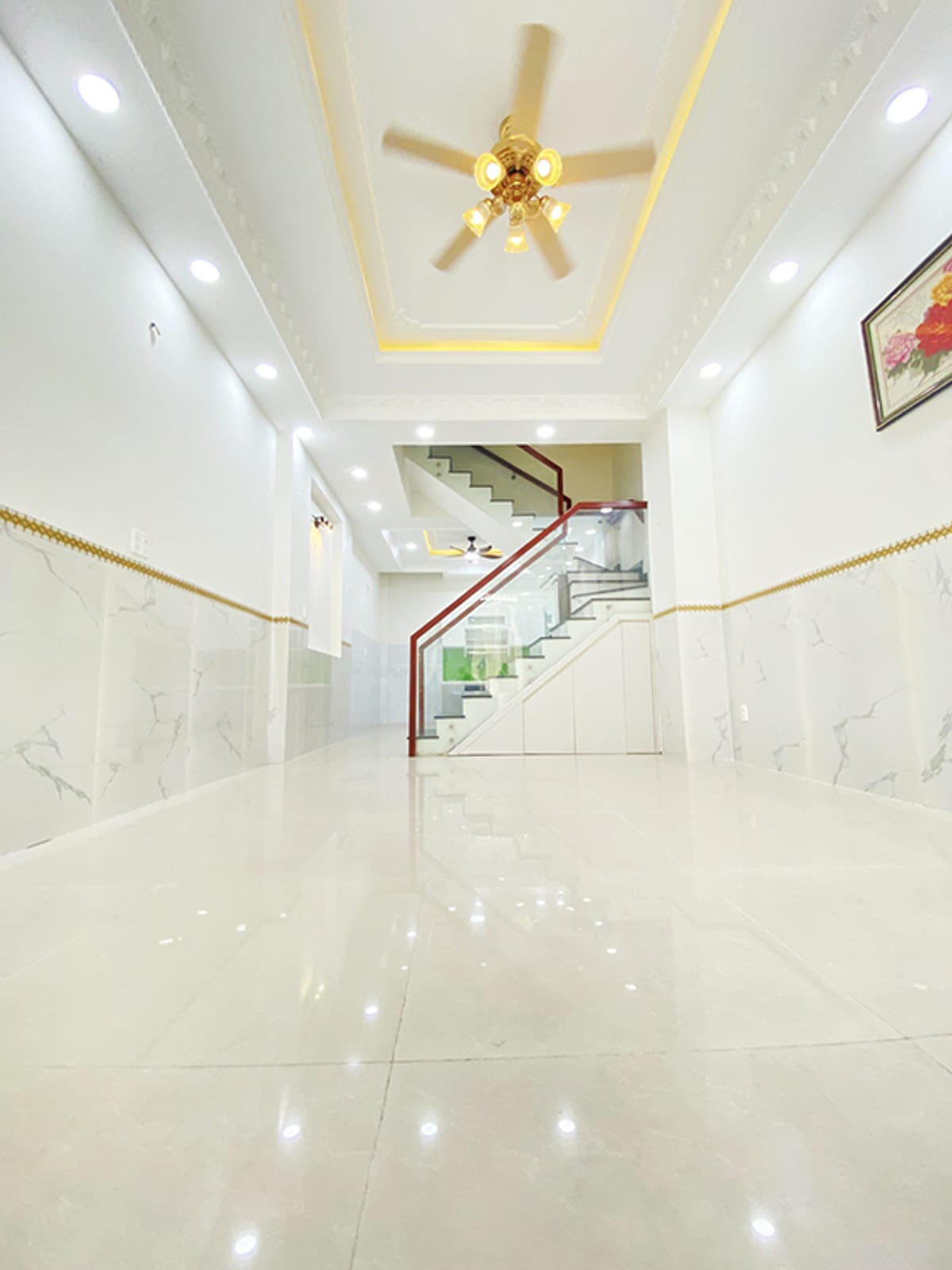 Bán nhà tốt đẹp hẻm xe hơi Phạm Văn Hai, Tân Bình, 4 tầng, 52m2