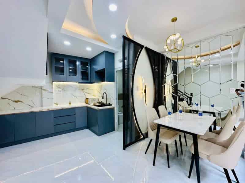 Bán nhà mới đường Nguyễn Tri Phương, Quận 10, 38m2, 4 tầng, 6.3 tỷ