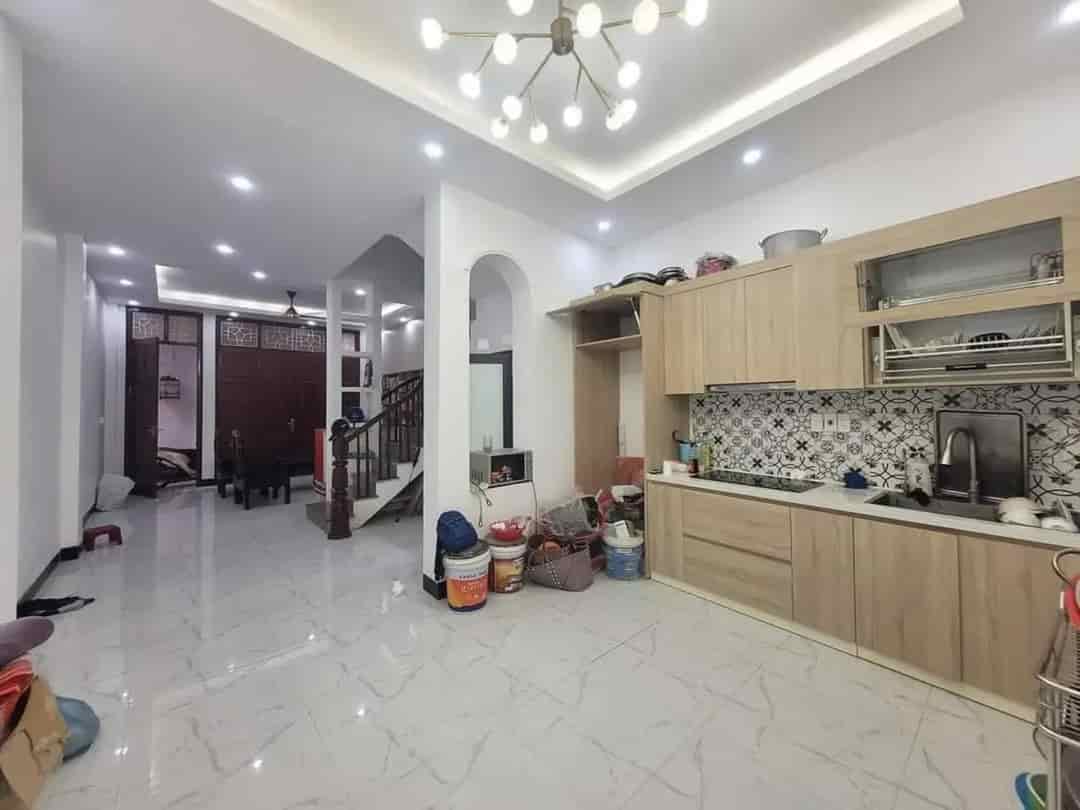 Bán nhà 5 tầng ga ra ô tô 42m2, 6.6 tỷ khu Võng Thị, Trích Sài, Lạc Long Quân, Tây Hồ