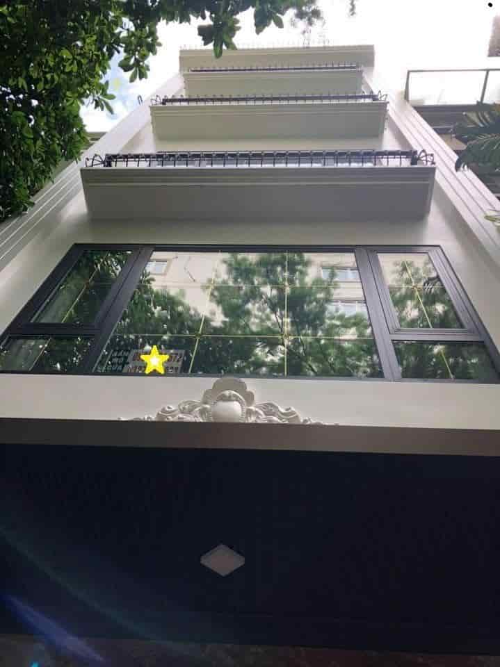 Bán nhà đẹp 6 tầng thang máy Võng Thị Tây Hồ
