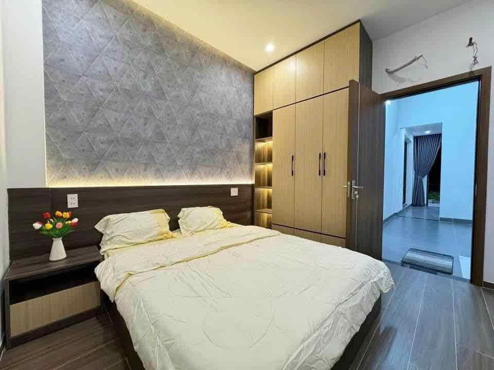 Bán nhà phân lô mặt ngõ ôtô phố Phùng Chí Kiên 110m2 5tầng  20.5 tỷ Cầu Giấy